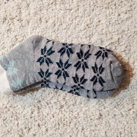 A New Day Gray Slipper Socks - Picture 4 of 4
